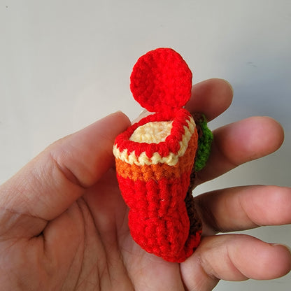 Nepenthes edwardsiana crochet keychain