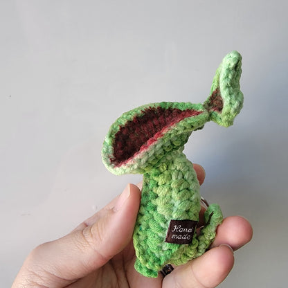 Nepenthes lowii crochet keychain