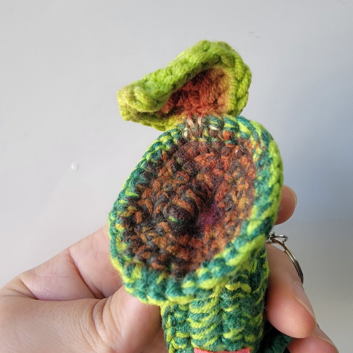 Nepenthes lowii crochet keychain